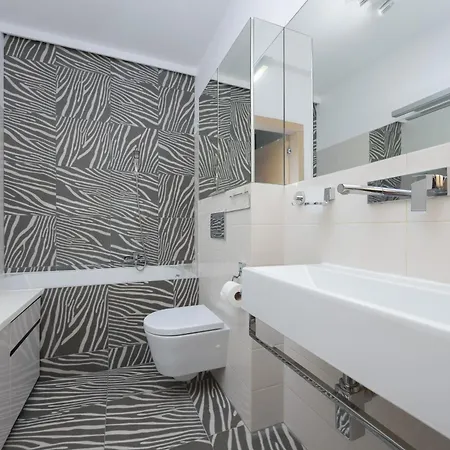 Ordona Modern By Solarento Apartment